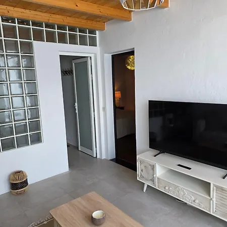 民宿 Alunita & Pirita, Con Jardin, Terraza Y Wifi En Zona Tranquila Y Centrica *